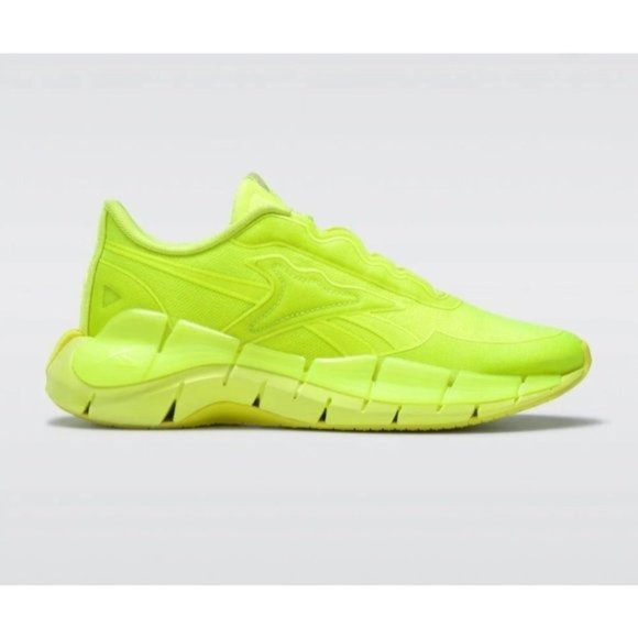 REEBOK X VICTORIA BECKHAM Zig Kinetica Sneaker in Solar Yellow - Picture 2 of 11